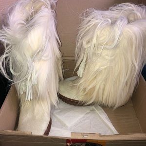 Pajar Real Fur Boots - Size 9/10